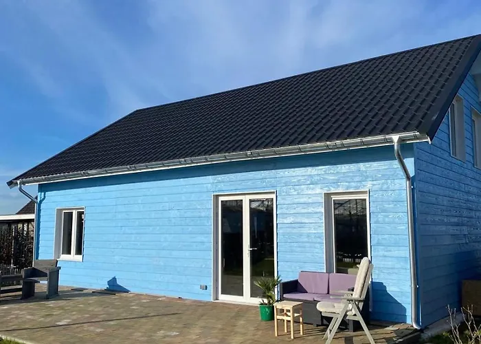 The Blue House Holiday home Roelofarendsveen